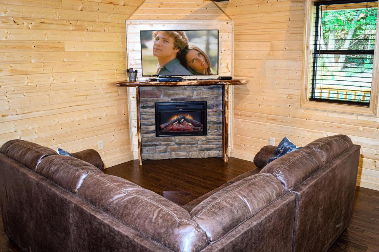 Gatlinburg - Honeymoon Hideaway Villa Luaran gambar